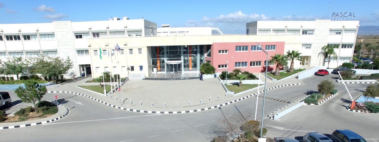 Escuelas en Chipre
